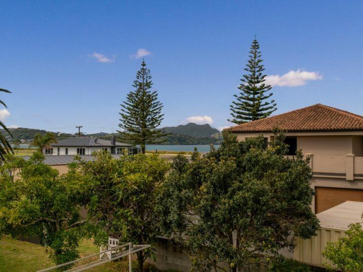 Hosts On The Coast View To Mercury Whitianga Esterno foto