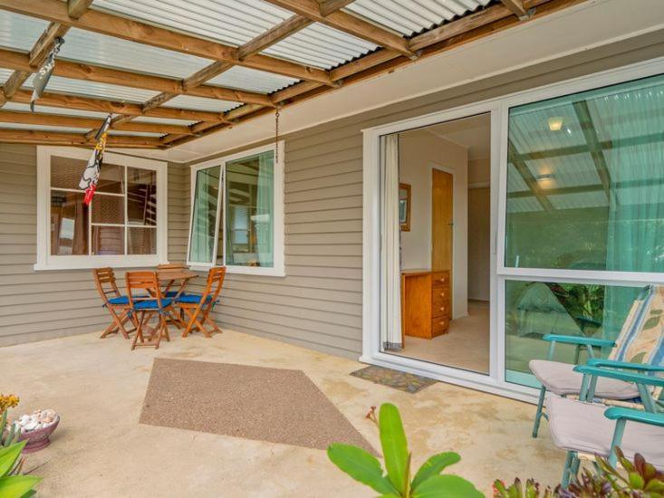 Hosts On The Coast View To Mercury Whitianga Esterno foto
